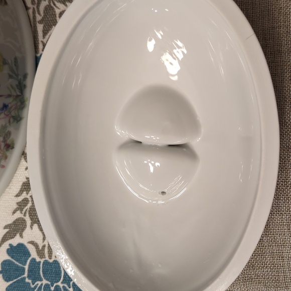 French porcelain casserole dish - Picture 5 of 7